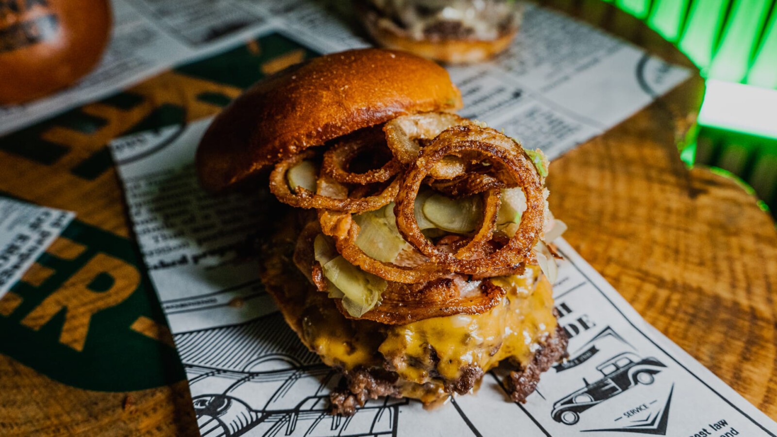 Una de las hamburguesas de Breña Burger.