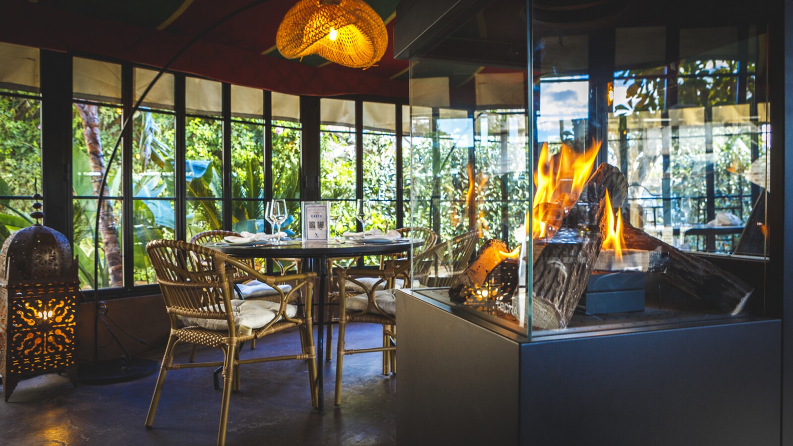 Otro de los espacios del restaurante de El Puerto. Foto: El Laúl