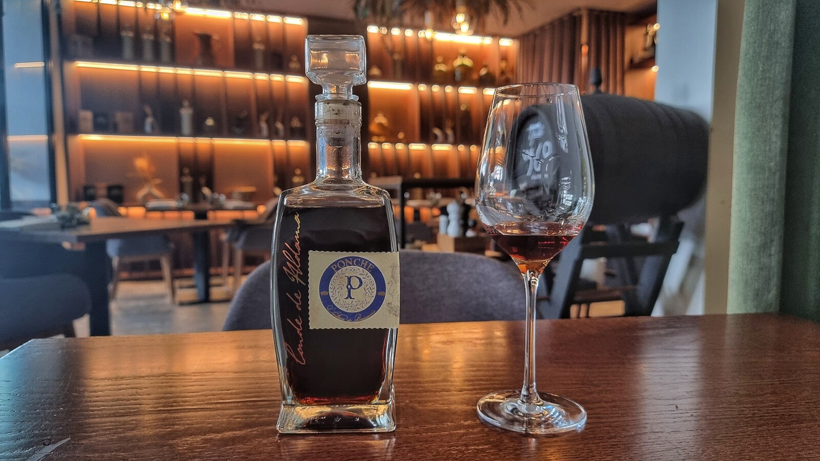 Ettu mantiene su menú degustación de atún hasta el sábado 18 12 El ponche de Conde de Aldama. Foto: Salva Moreno