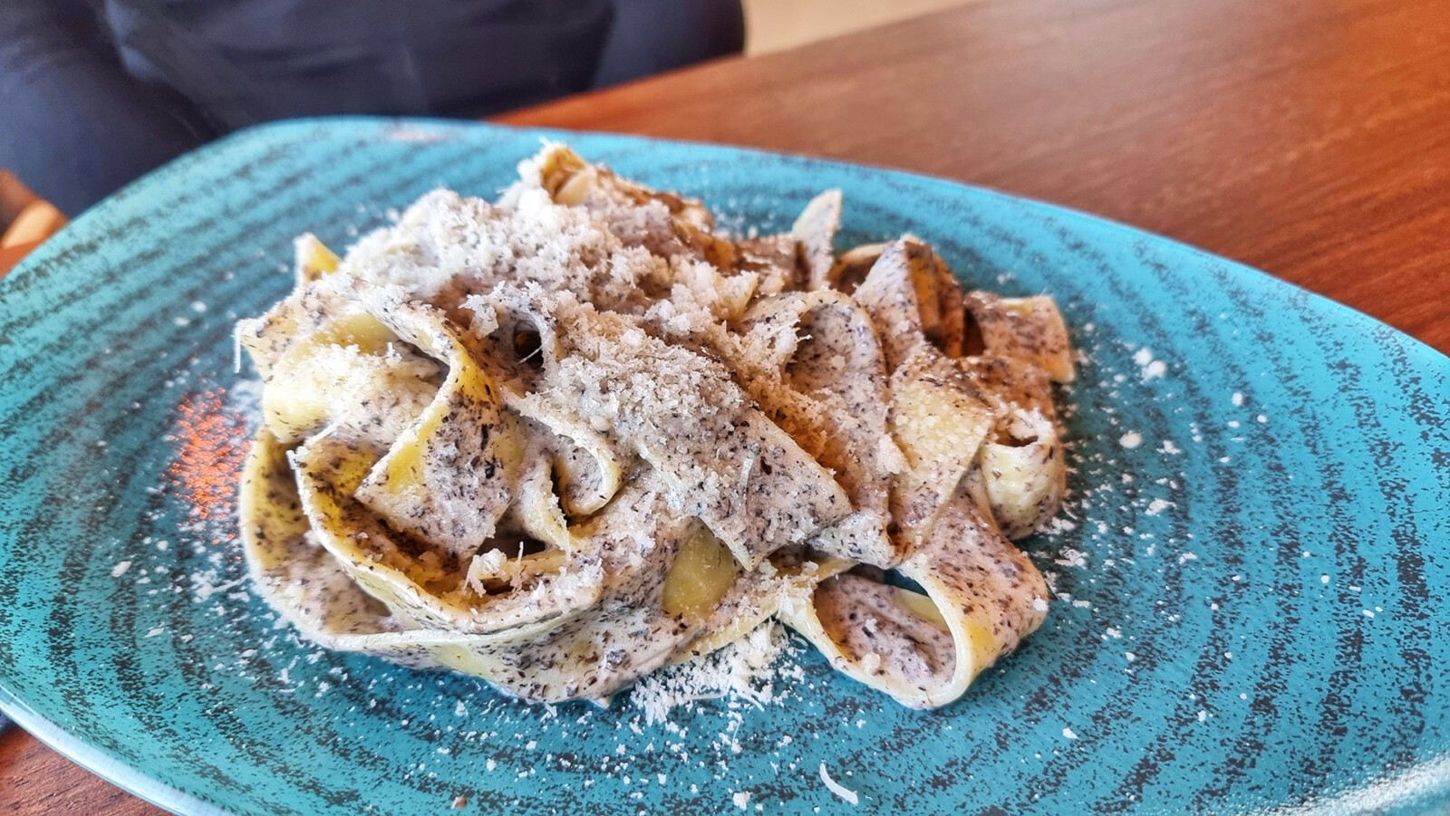 Pappardelle al tartufo de Il Macinino. Foto: Salva Moreno