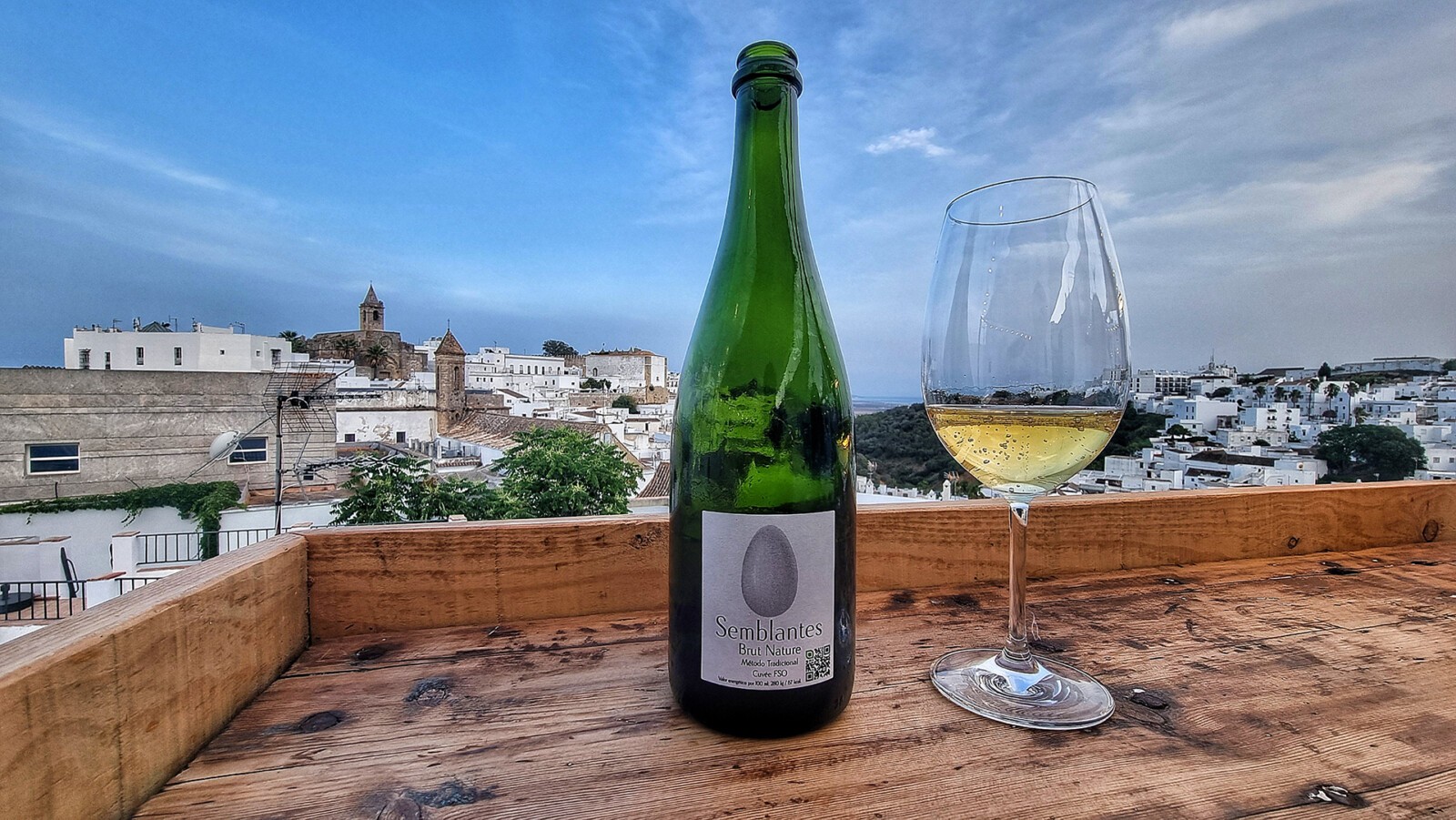 Uno de los vinos de L'apéro. Foto: Salva Moreno