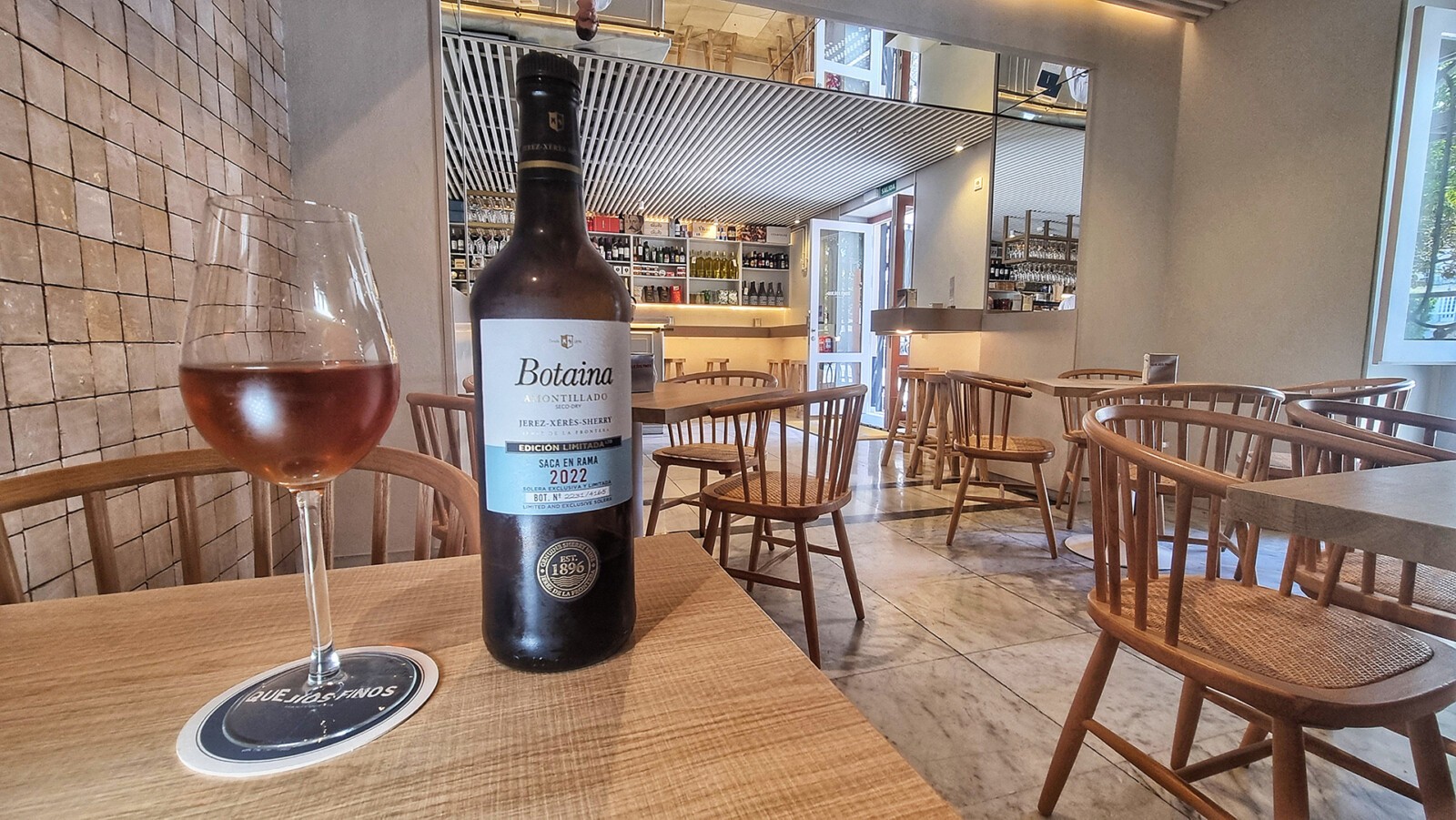 Un buen amontillado para comenzar el almuerzo. Foto: Salva Moreno