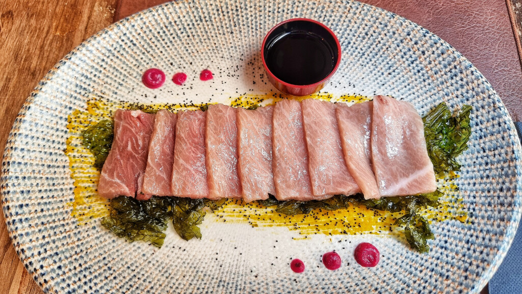 Sashimi de atún. Foto: Salva Moreno