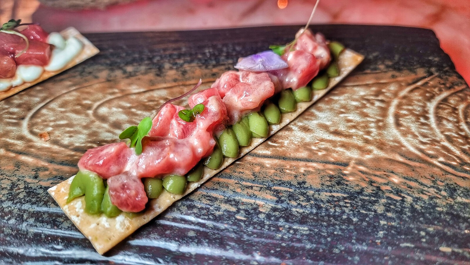 Tosta de atún en Ámbar. Foto: Salva Moreno