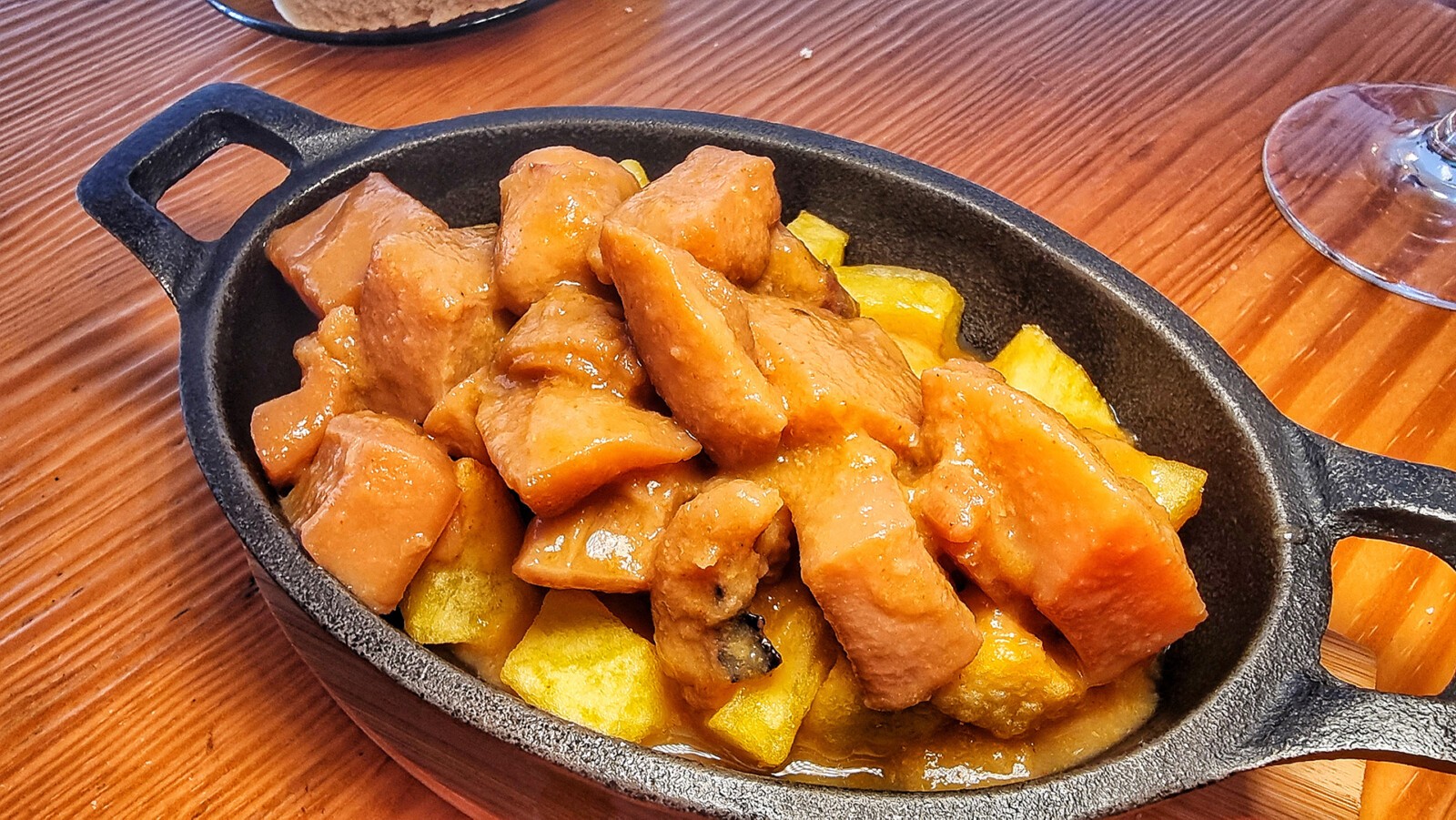 El guiso de chocos barbateños. Foto: Salva Moreno