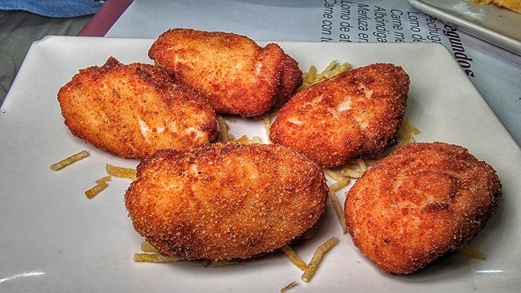 El plato de croquetas. Foto: Salva Moreno