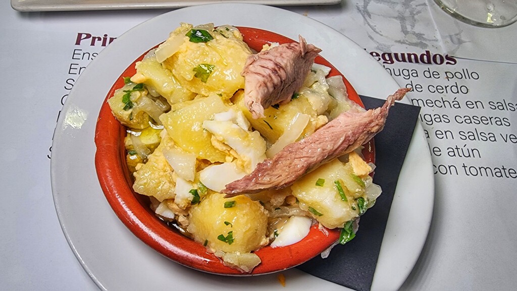 Las patatas aliñadas. Foto: Salva Moreno