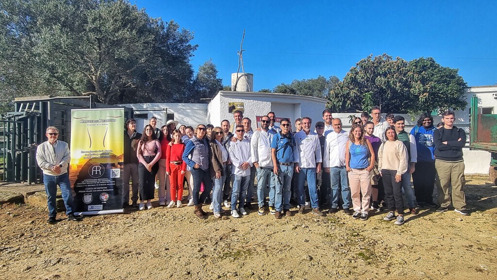 Inicio de la jornada en la Finca Montemarismas. Foto: Salva Moreno
