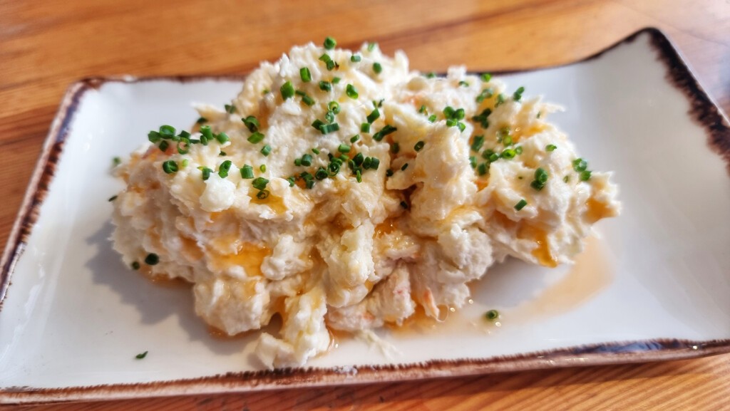 El Lola, en Tarifa, un bar para disfrutar del Día de la Ensaladilla. Foto: Salva Moreno