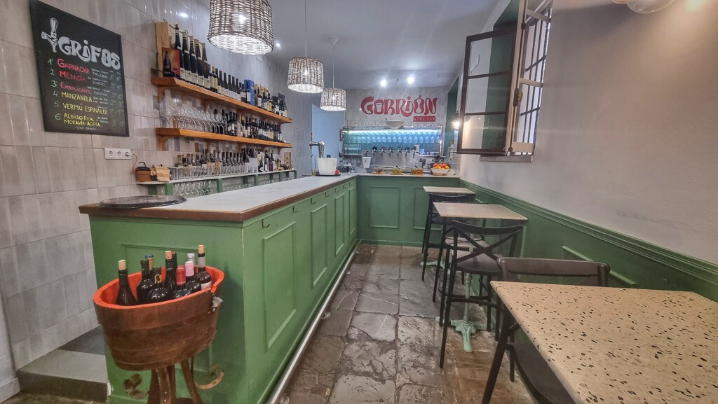 La Carboná gana el premio Solera a la mejor carta de vinos de la provincia en 2025 4 Gorrión Wine Bar, condecorado en los premios Solera. Foto: Salva Moreno