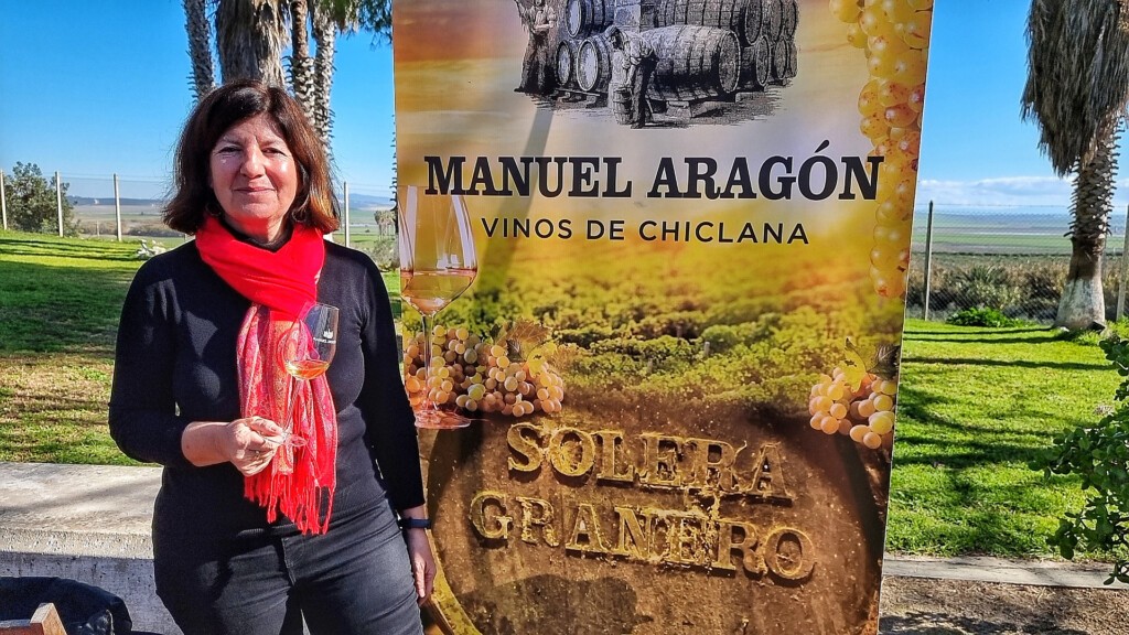 Buenos vinos y mucha diversión en la Vinoquedada de The Wine Room 5 María Luisa Villarreal, de Bodega Manuel Aragón. Foto: Salva Moreno