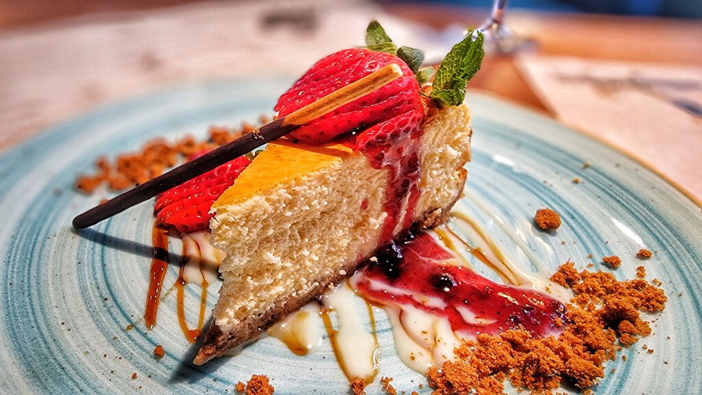 Si quieres a tu padre, en Fogón de Mariana te ponen muy fácil hacerle feliz en su día 9 De postre, tarta de queso. Foto: Salva Moreno