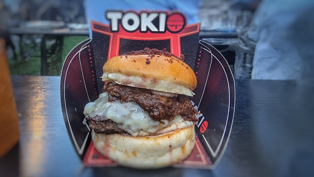 La hamburguesa Tokio. Foto: Salva Moreno