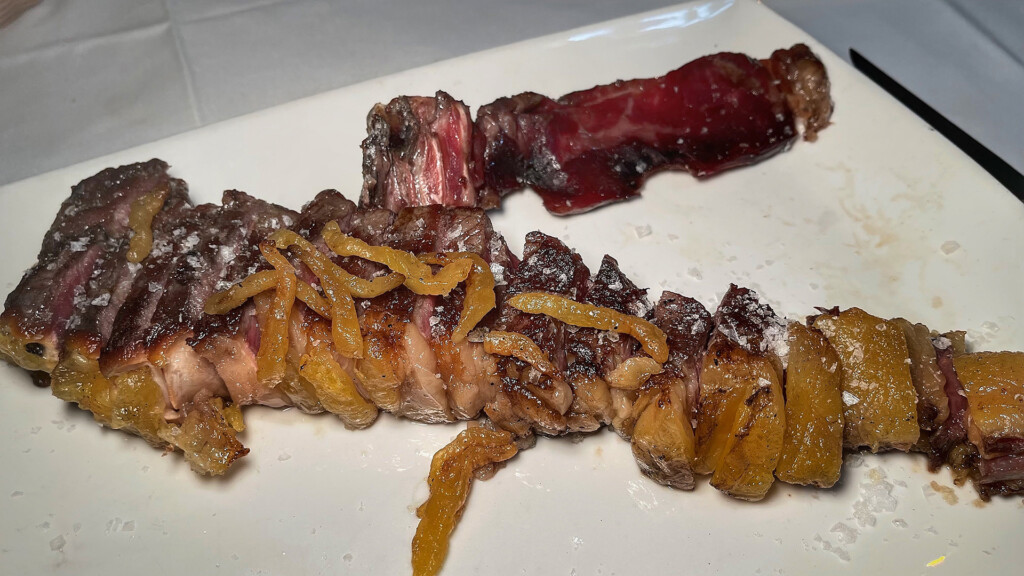 Una de las carnes de Casa Blas. Foto: Salva Moreno