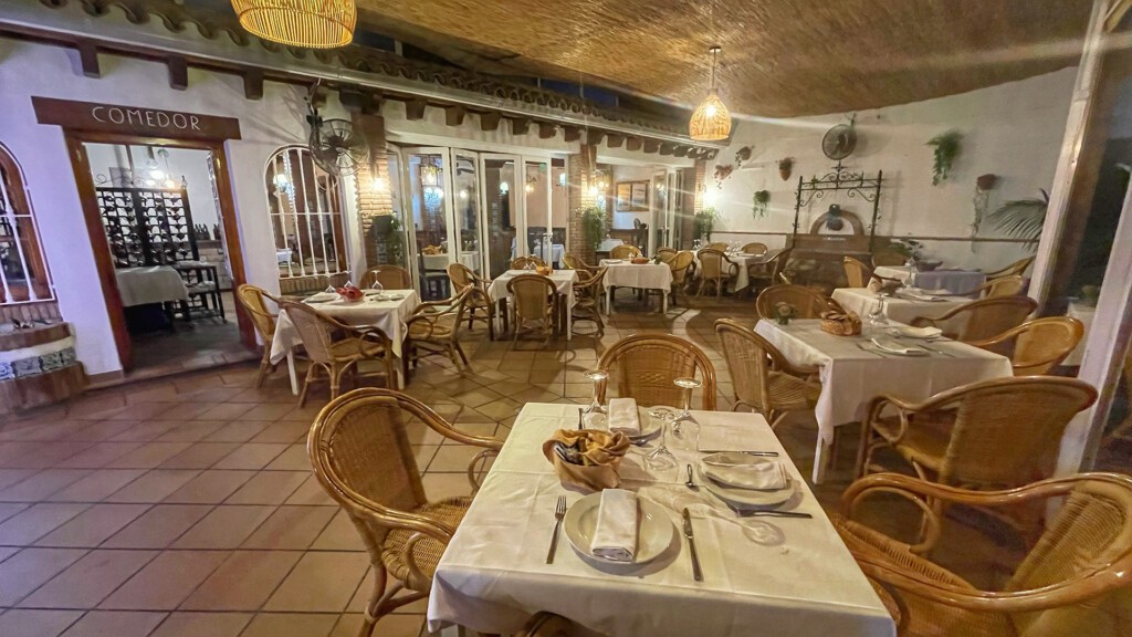 Vista parcial del interior del restaurante. Foto: Salva Moreno