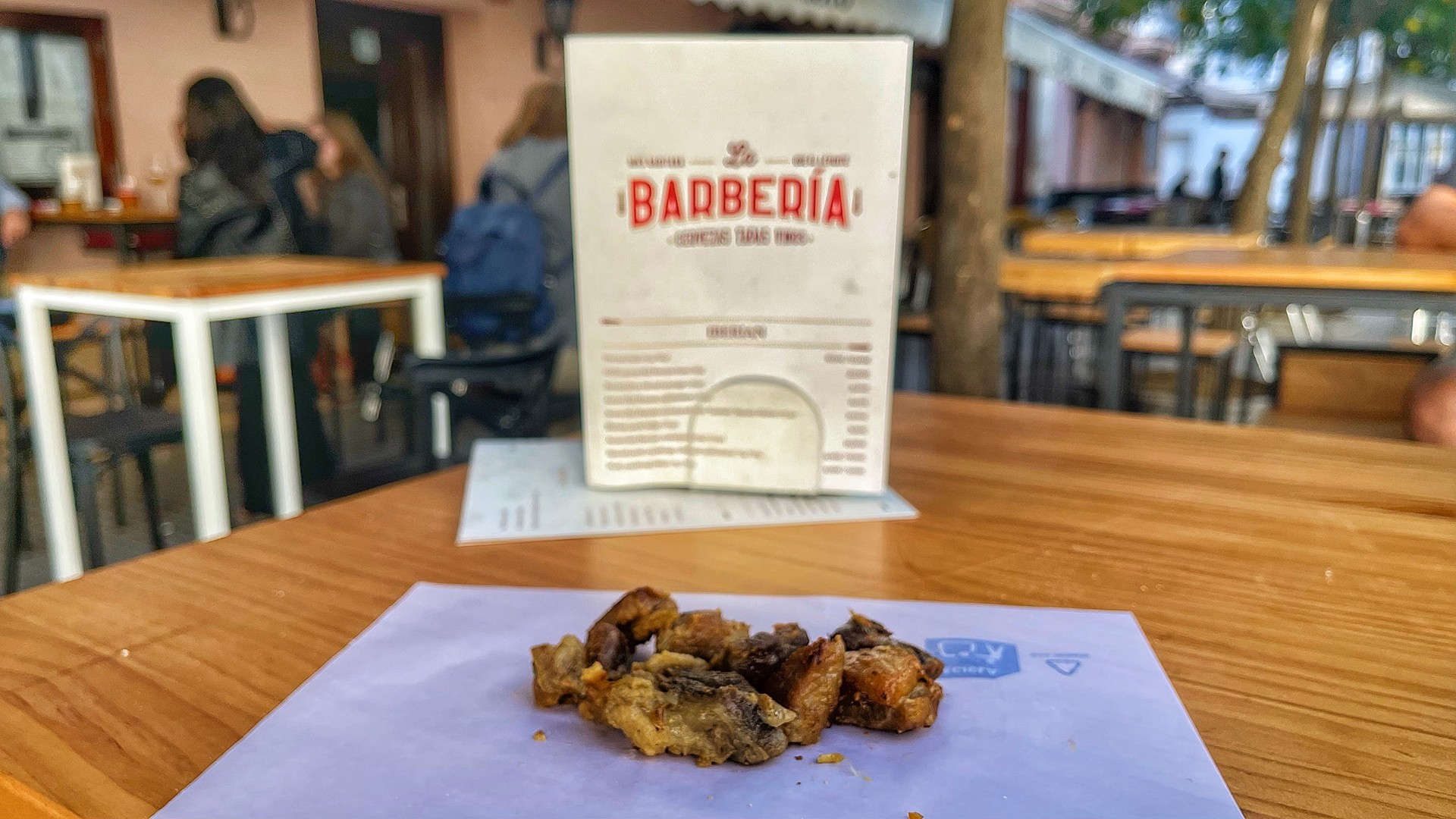 Día de la Tapa: 12 lugares para ir abriendo boca en la provincia de Cádiz 4 Los chicharrones. Foto: Salva Moreno
