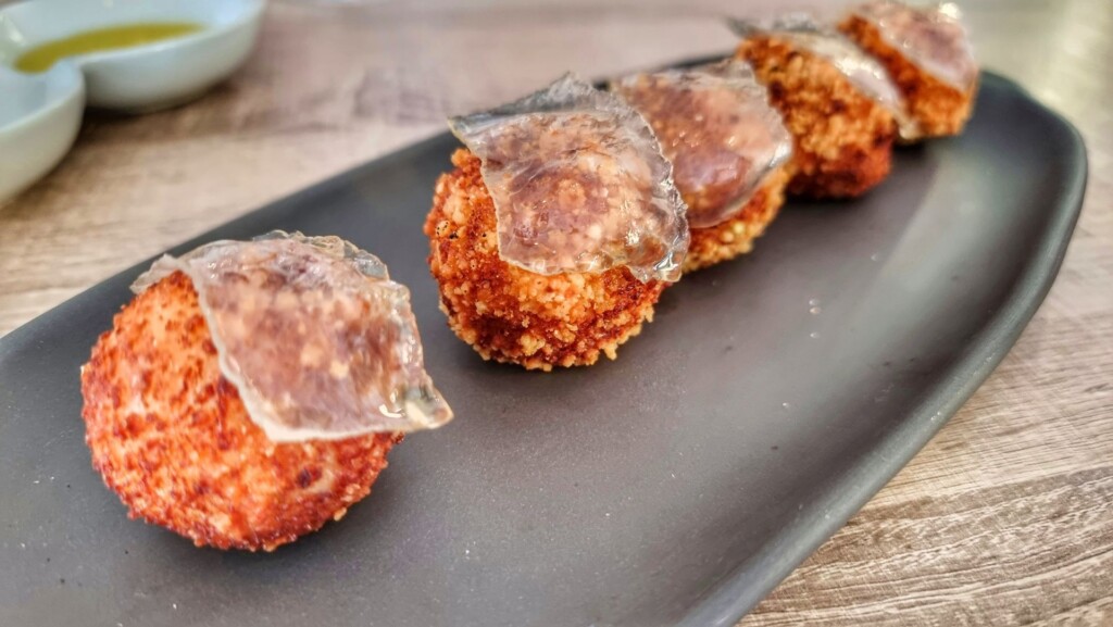 Las croquetas de La Tarara. Foto: Salva Moreno