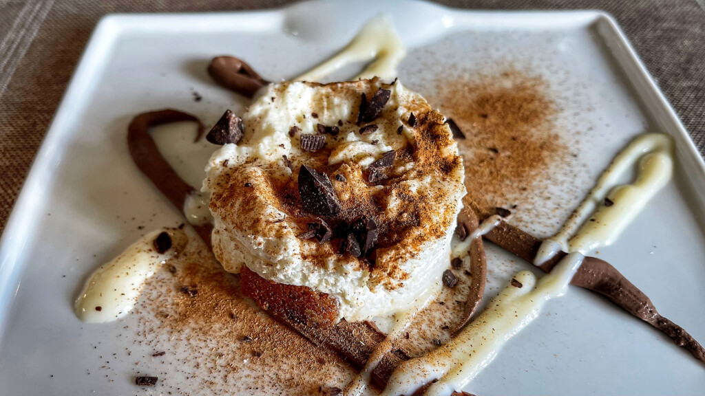 Mousse de arroz, uno de los postres. Foto: Salva Moreno