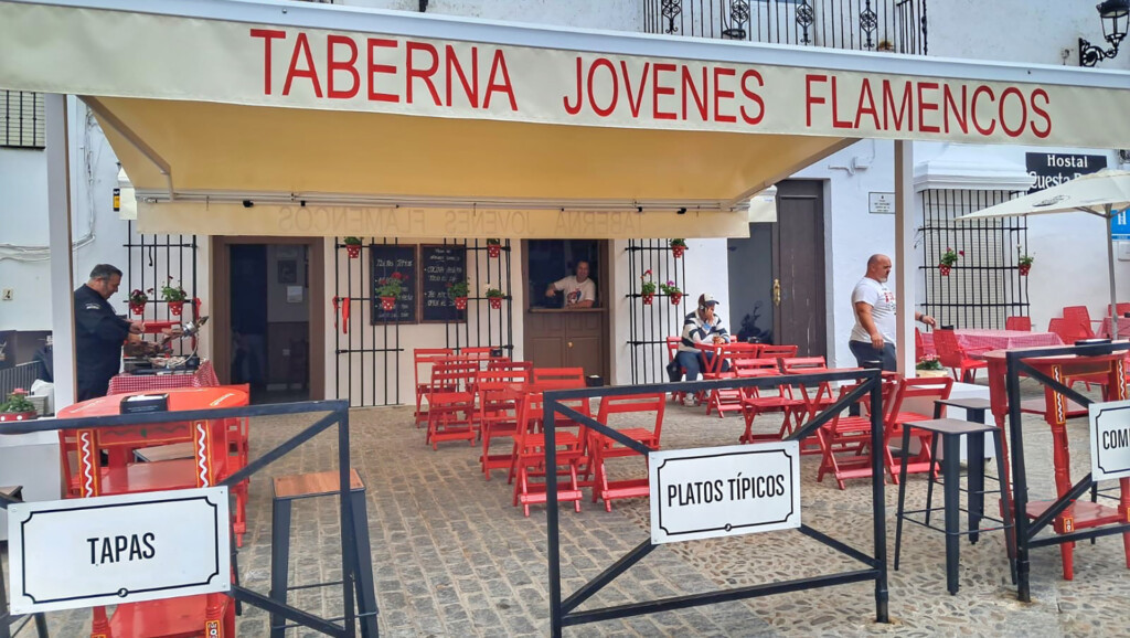 Entrada a la Taberna Jóvenes Flamencos. Foto: A. Orozco