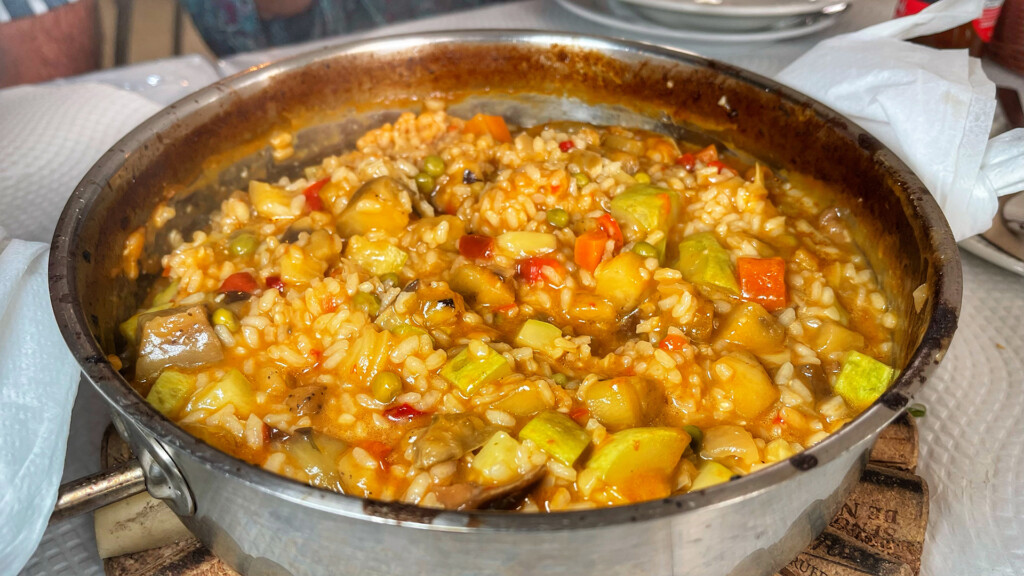 El maravilloso arroz con verduras. Foto: Salva Moreno