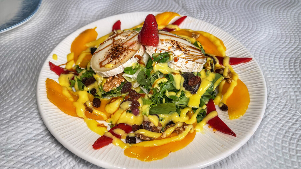 La ensalada de mango. Foto: Salva Moreno