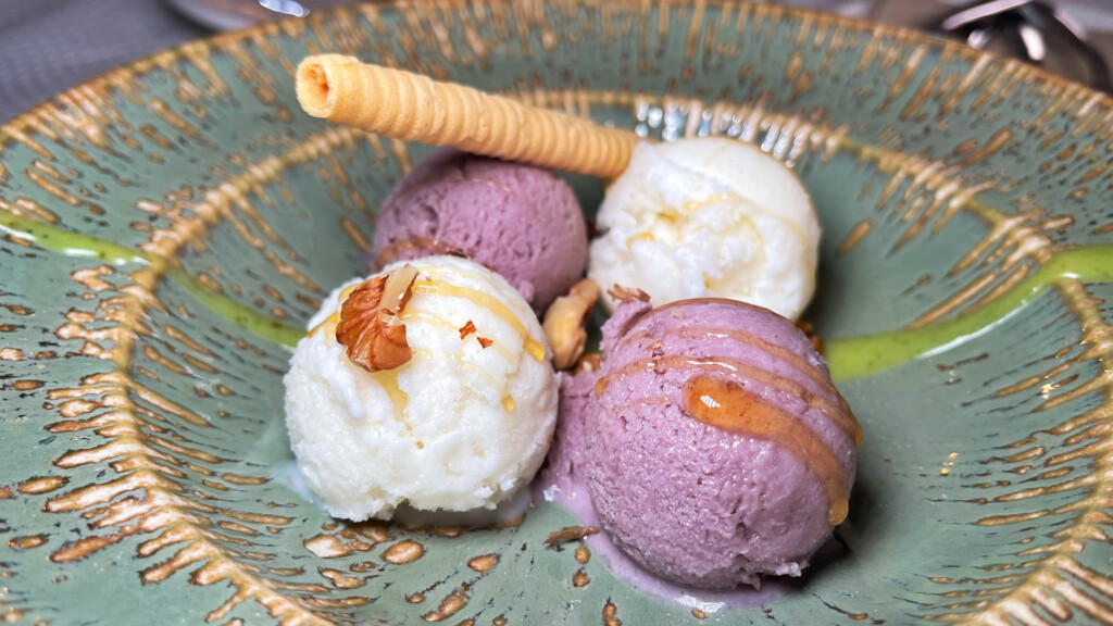 Helados de queso payoyo y de ua garnacha. Foto: Salva Moreno