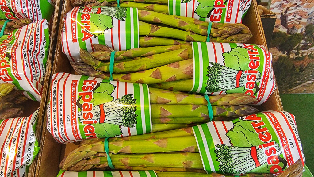 Espárragos del Alcalá del Valle. Foto: Salva Moreno
