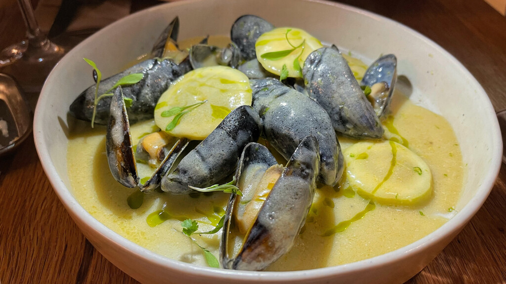 Mejillones con cítricos, fuera de carta. Foto: Salva Moreno