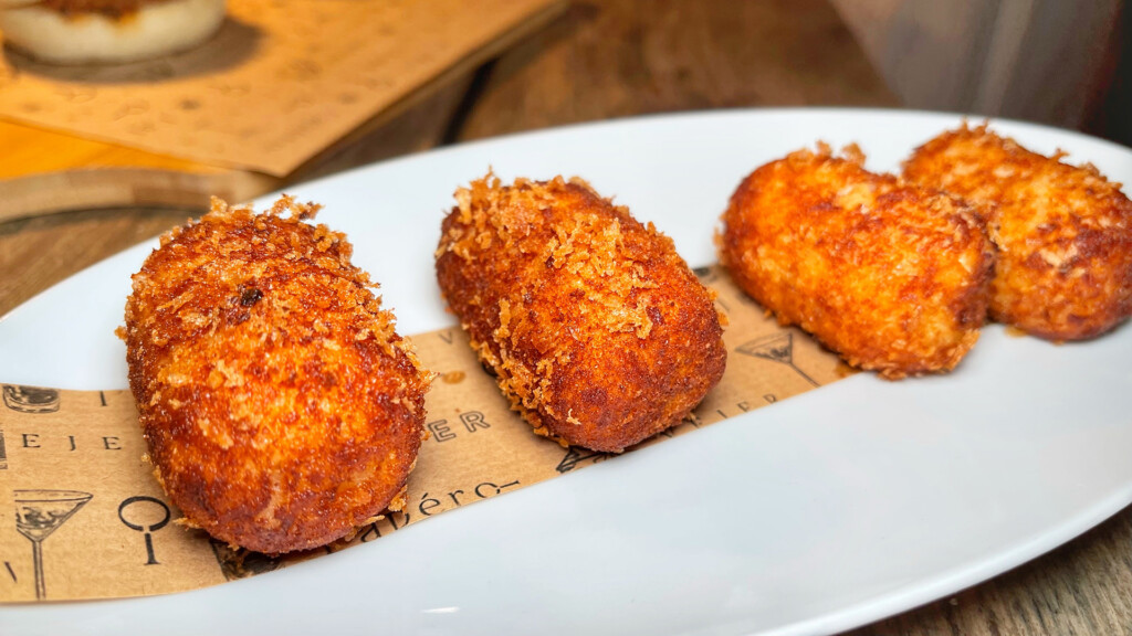 Croquetas de jamón. Foto: Salva Moreno